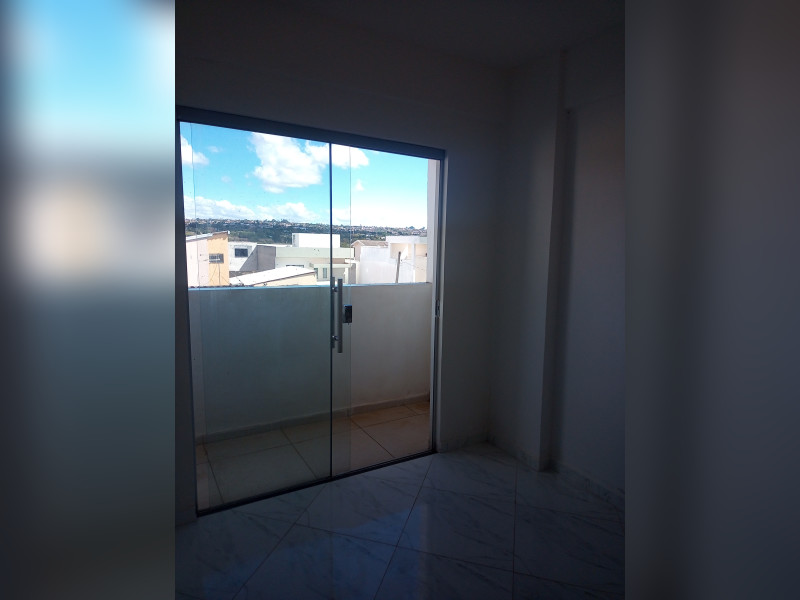 Apartamento à venda Guará II com 50m² e 2 quartos por R$ 170.000 - img-20250712-125855-228.jpg