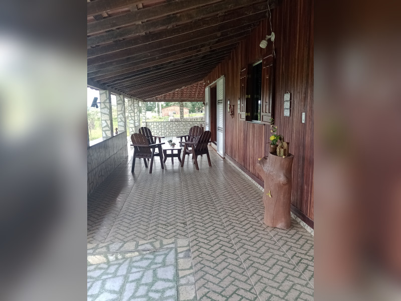 Chácara à venda Centro com 18000m² e 4 quartos por R$ 2.400.000 - img-20250723-123123480-mfnr.jpg