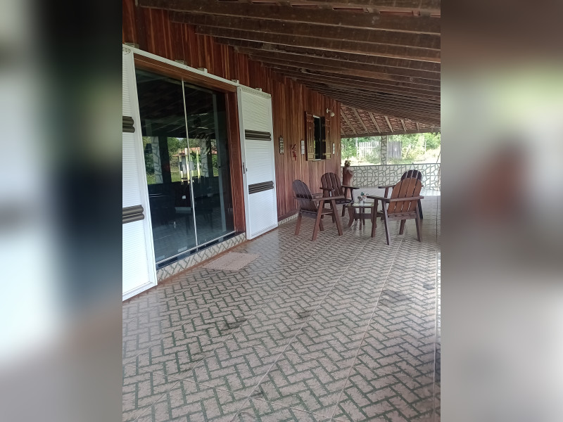Chácara à venda Centro com 18000m² e 4 quartos por R$ 2.400.000 - img-20250723-123328983-mfnr.jpg