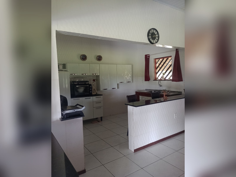 Chácara à venda Centro com 18000m² e 4 quartos por R$ 2.400.000 - img-20250723-141946746-mfnr.jpg