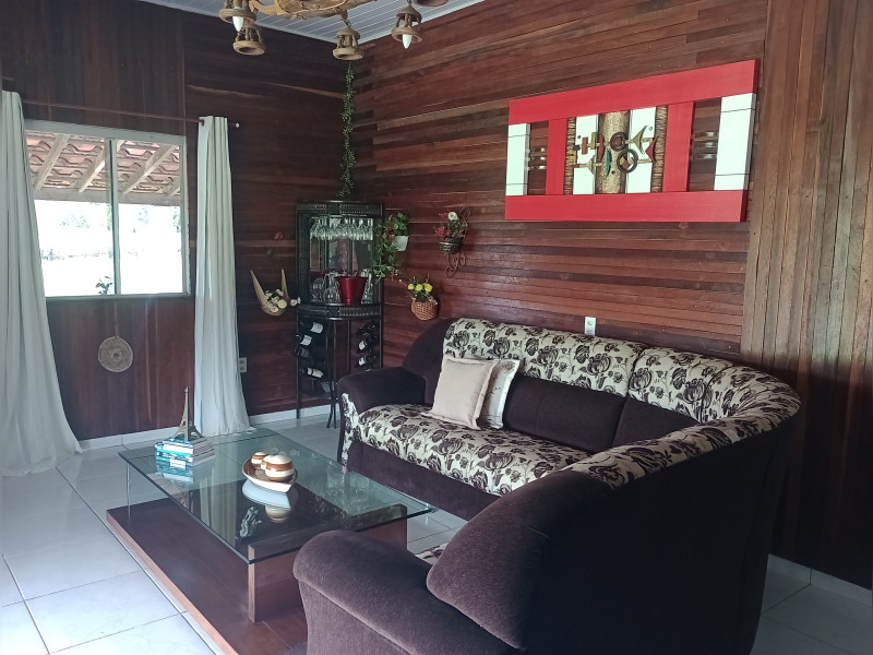 Chácara à venda Centro com 18000m² e 4 quartos por R$ 2.400.000 - img-20250723-142528617-mfnr.jpg