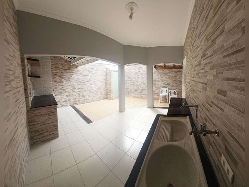 Casa à venda Bosque dos Eucaliptos com 170m² e 3 quartos por R$ 899.000 - 20250423-134634.jpg