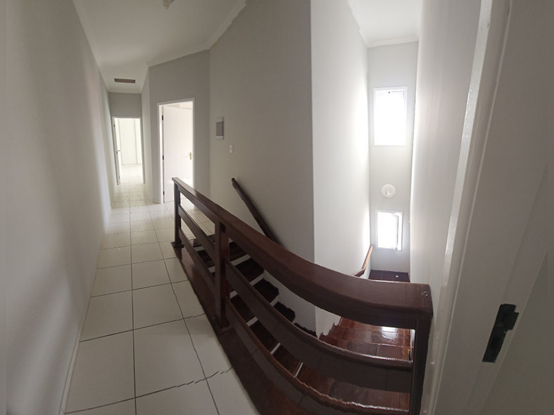 Casa à venda Bosque dos Eucaliptos com 170m² e 3 quartos por R$ 899.000 - 20250423-140058.jpg