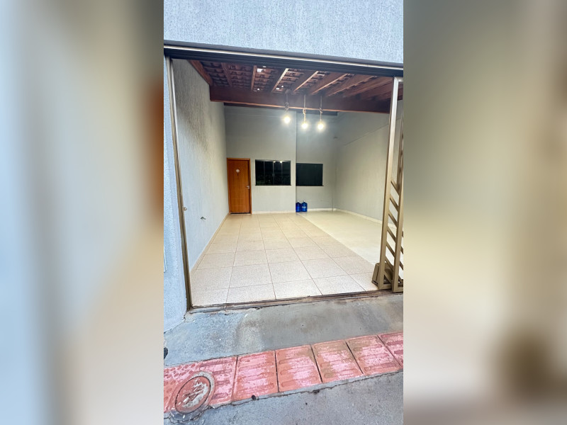 Casa à venda Loteamento Chamonix com 107m² e 3 quartos por R$ 420.000 - garagem.jpg