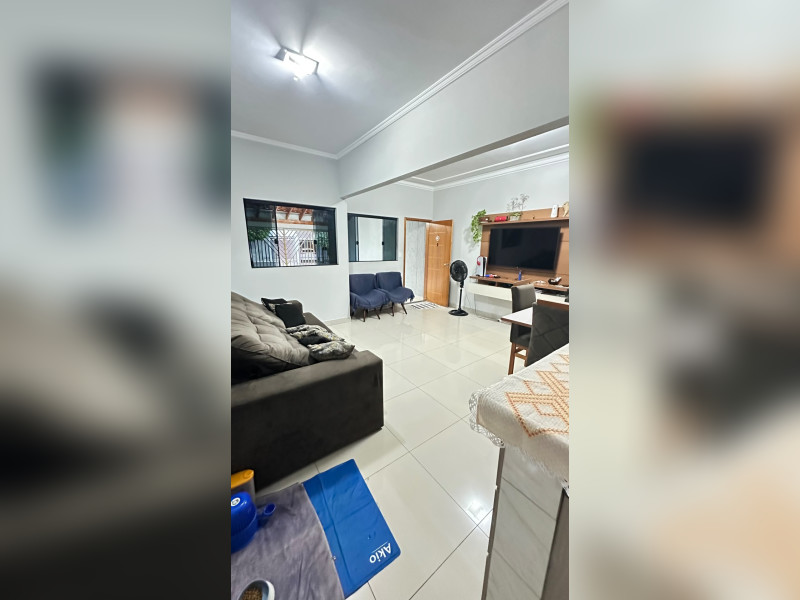 Casa à venda Loteamento Chamonix com 107m² e 3 quartos por R$ 420.000 - sala-tv.jpg