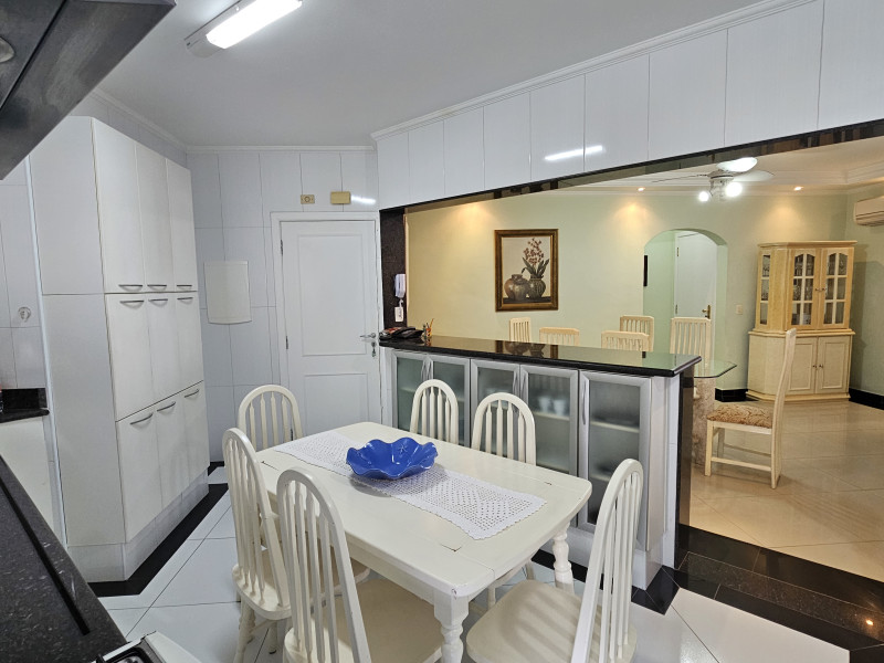 Apartamento à venda Pitangueiras com 132m² e 4 quartos por R$ 850.000 - 1000275576.jpg