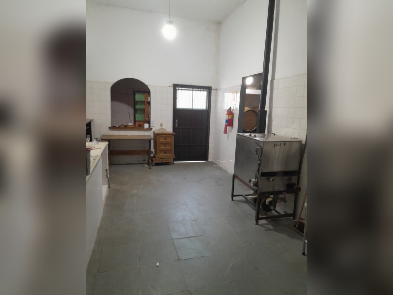 Casa à venda Mantiquira com 360m² e 5 quartos por R$ 550.000 - 20250821-111339.jpg