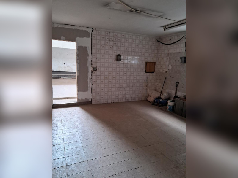 Comercial à venda Vila Firmiano Pinto com 320m² e 1 quarto por R$ 770.000 - thumbnail.jpg