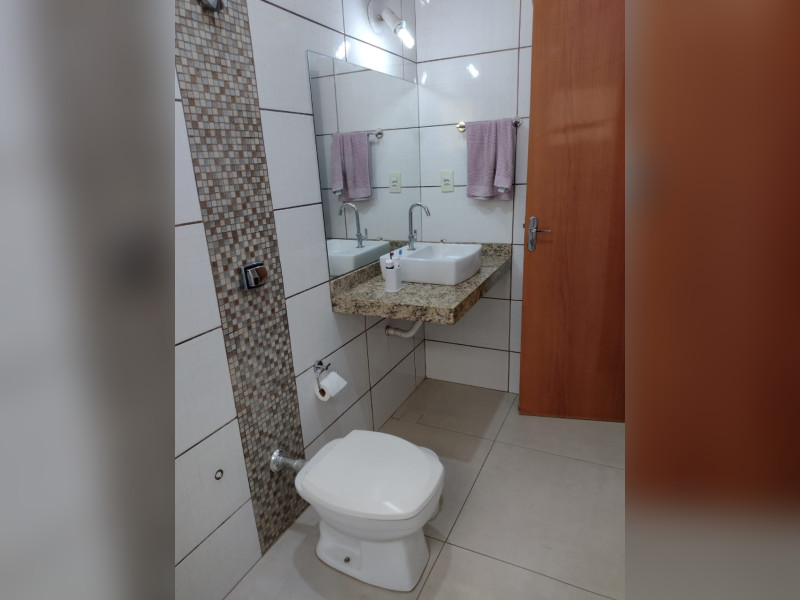 Casa à venda Jardim Doutor Paulo Gomes Romeo com 248m² e 4 quartos por R$ 360.000 - imagem-do-whatsapp-de-2025-07-24-as-104628-51a75a43.jpg