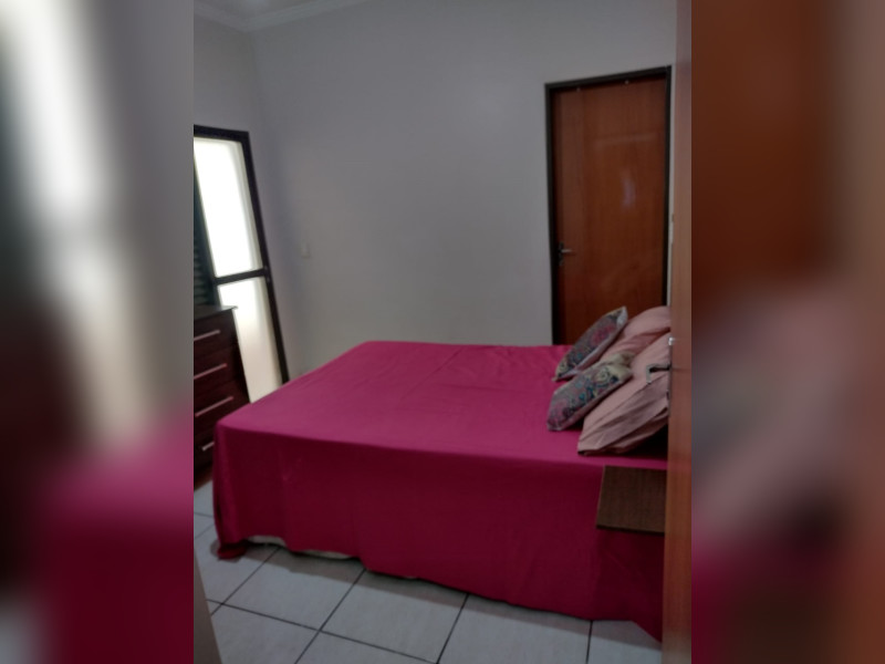 Casa à venda Jardim Doutor Paulo Gomes Romeo com 248m² e 4 quartos por R$ 360.000 - imagem-do-whatsapp-de-2025-07-24-as-104630-63cceab3.jpg