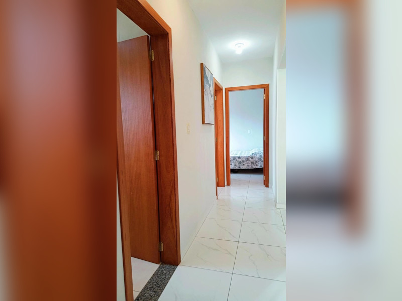 Casa à venda Arapongas com 68m² e 3 quartos por R$ 365.000 - img-20251005-wa0035.jpg