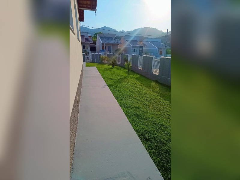 Casa à venda Arapongas com 68m² e 3 quartos por R$ 365.000 - img-20251005-wa0044.jpg