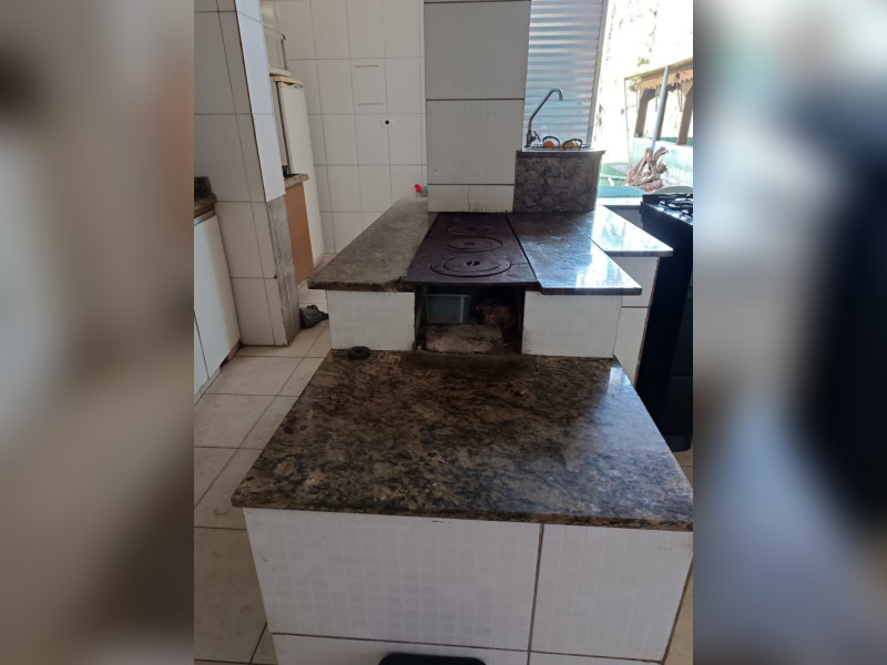 Sítio à venda Lavapés com 14000m² e 5 quartos por R$ 1.600.000 - c-5.jpeg