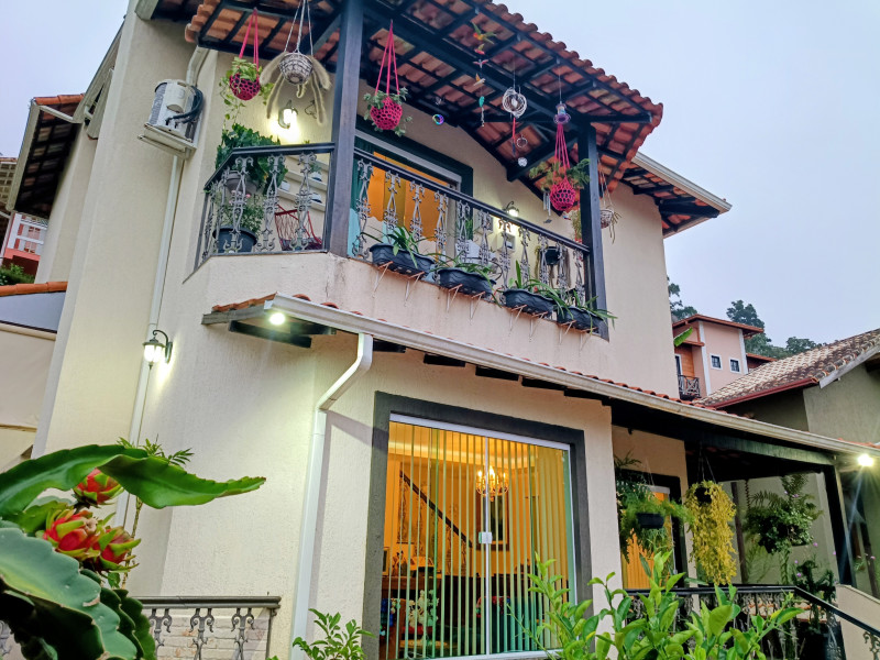 imóvel com 180m² - Vargem grande - Teresópolis