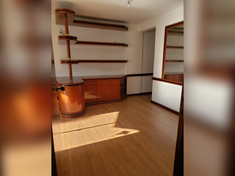 Apartamento à venda Campina do Siqueira com 66m² e 2 quartos por R$ 450.000 - whatsapp-image-2025-07-30-at-155612-4.jpeg