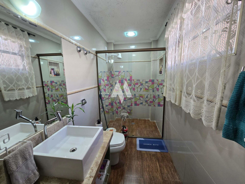 Apartamento à venda Centro com 90m² e 2 quartos por R$ 450.000 - banheiro1-1.jpg