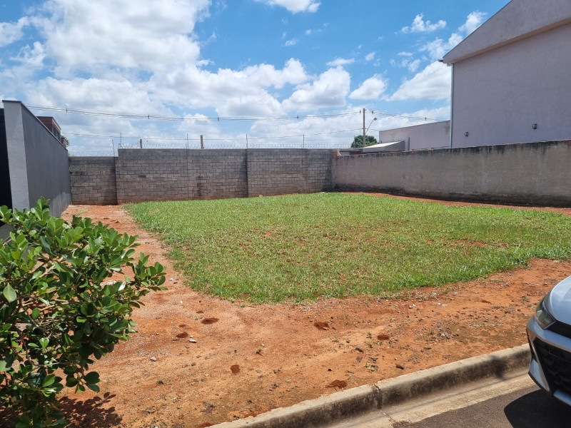 Terreno à venda Vila Popular com 335m² e 1 quarto por R$ 318.000 - terreno-foto-1-portal-pinheiros-i.jpeg