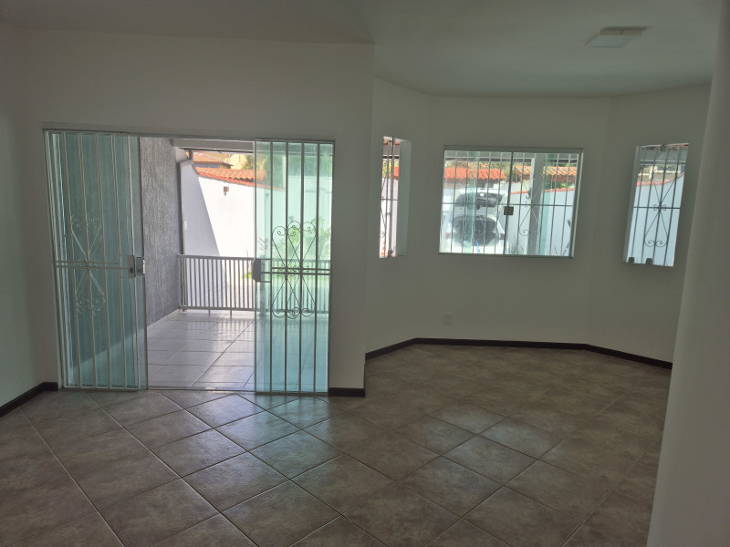 Casa à venda Jardim Atlântico Oeste (Itaipuaçu) com 130m² e 3 quartos por R$ 715.000 - inbound3525394795753681862.jpg
