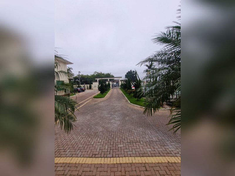 Apartamento à venda Barra do Rio com 59m² e 2 quartos por R$ 480.000 - vista-entrada-barra-garden.jpg