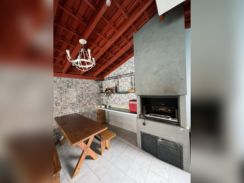 Casa para alugar Travessão com 200m² e 4 quartos por R$ 4.000 - 1000979720.jpg