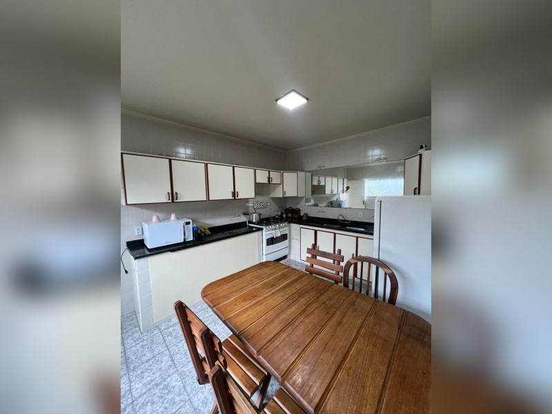 Casa para alugar Travessão com 200m² e 4 quartos por R$ 4.000 - 1000979736.jpg