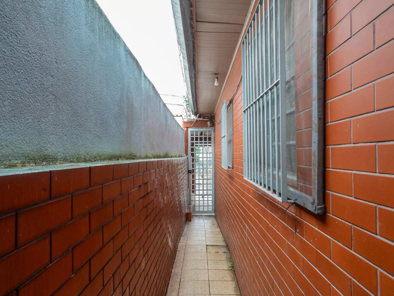 Casa à venda Vila dos Remédios com 340m² e 2 quartos por R$ 517.000 - corredor-externo.jpg