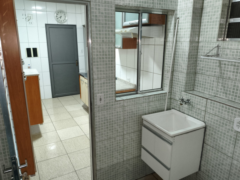 Casa de condomínio à venda Vila Carmosina com 89m² e 2 quartos por R$ 300.000 - 1000186677.jpg