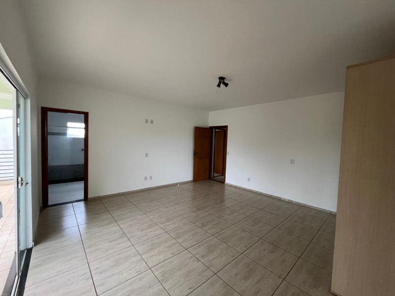 Casa à venda Jardim Nazareth com 215m² e 4 quartos por R$ 598.000 - whatsapp-image-2025-08-10-at-181327-23.jpeg