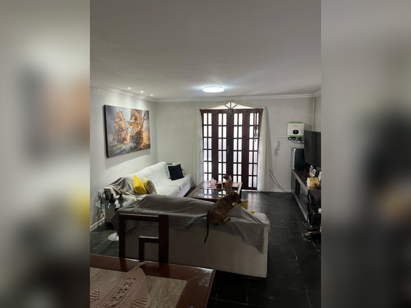 Casa à venda Candeias com 270m² e 5 quartos por R$ 1.100.000 - 30aadb0c-8df7-408f-93d7-794690ea03ce.jpeg
