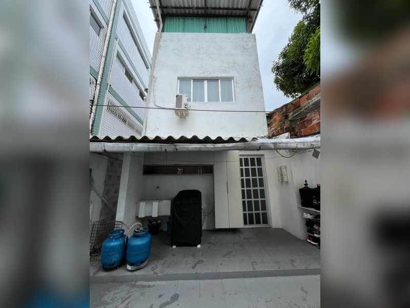 Casa à venda Candeias com 270m² e 5 quartos por R$ 1.100.000 - 6c0ea476-9f6c-4425-bb3c-d2b5a1ea40a6.jpeg