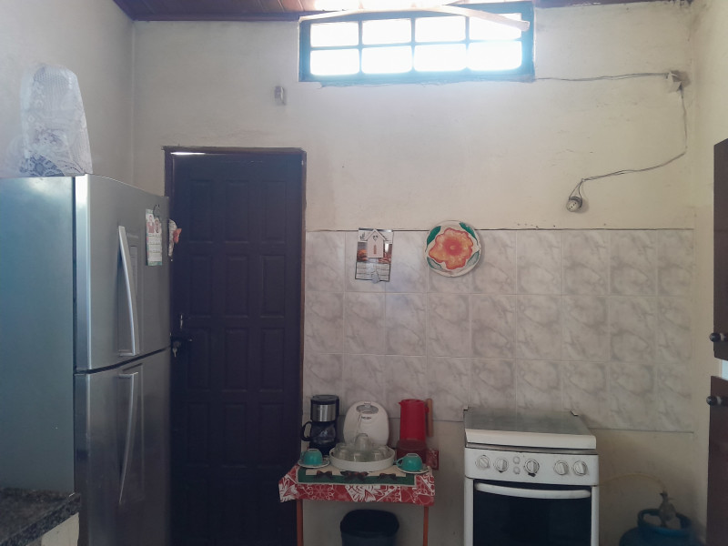 Casa à venda Centro com 70m² e 2 quartos por R$ 80.000 - 1000030772.jpg