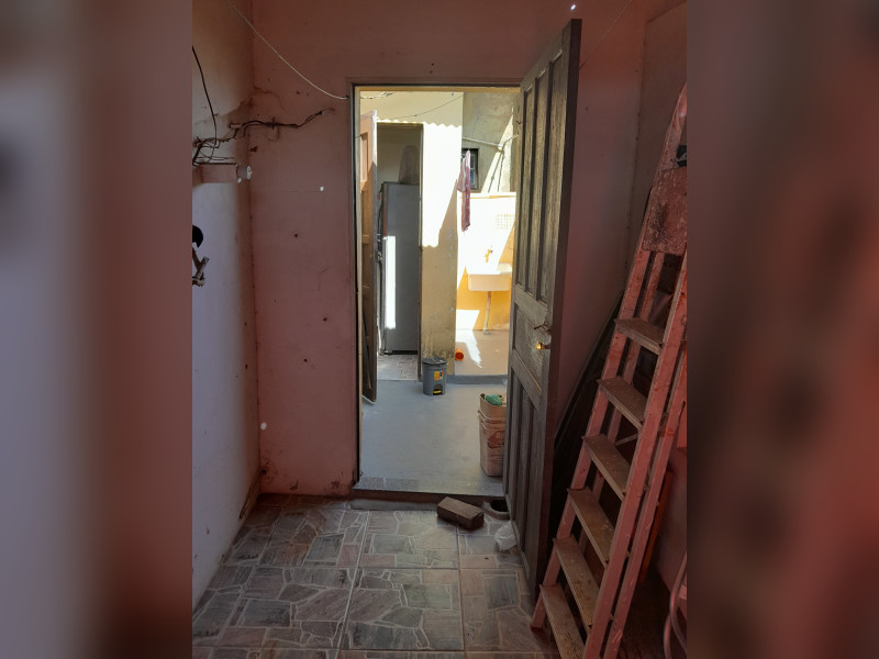 Casa à venda Centro com 70m² e 2 quartos por R$ 80.000 - 1000030773.jpg
