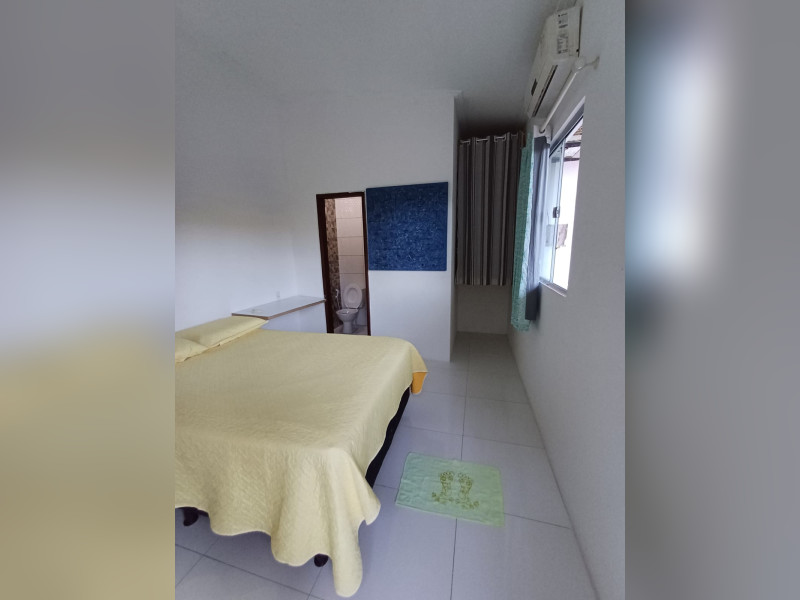 Casa à venda Centro com 300m² e 6 quartos por R$ 680.000 - 1000005646.jpg