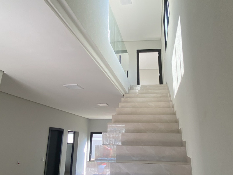 Casa à venda Jardim Belo Horizonte com 204m² e 3 quartos por R$ 698.000 - 5.jpg