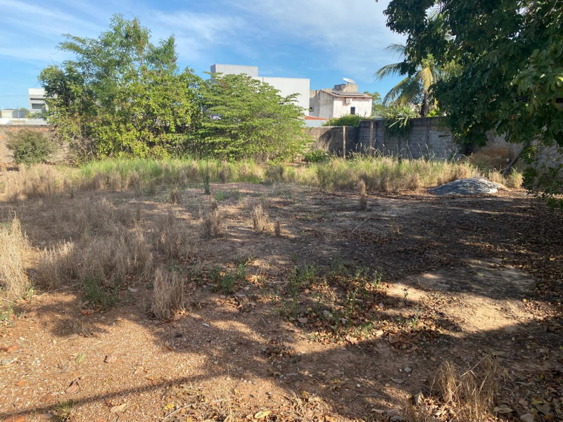 Terreno à venda Jardim Universitario com 720m² e 0 quartos por R$ 350.000 - imagem-02.jpg