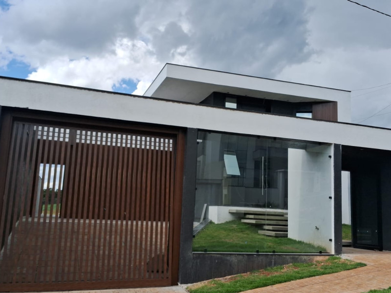 Casa à venda Centro com 430m² e 3 quartos por R$ 3.200.000 - 6af265df-a409-4fe4-ba21-0d39eea3054d.jpeg