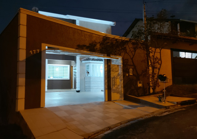imóvel com 168m²