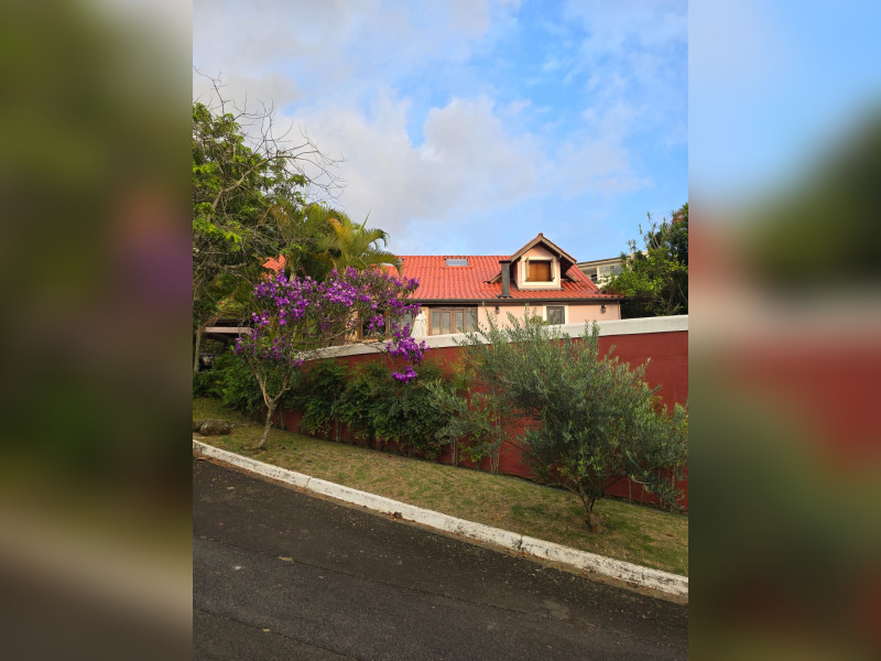 imóvel com 300m² - Residencial Colinas de Sao Francisco - Bragança Paulista