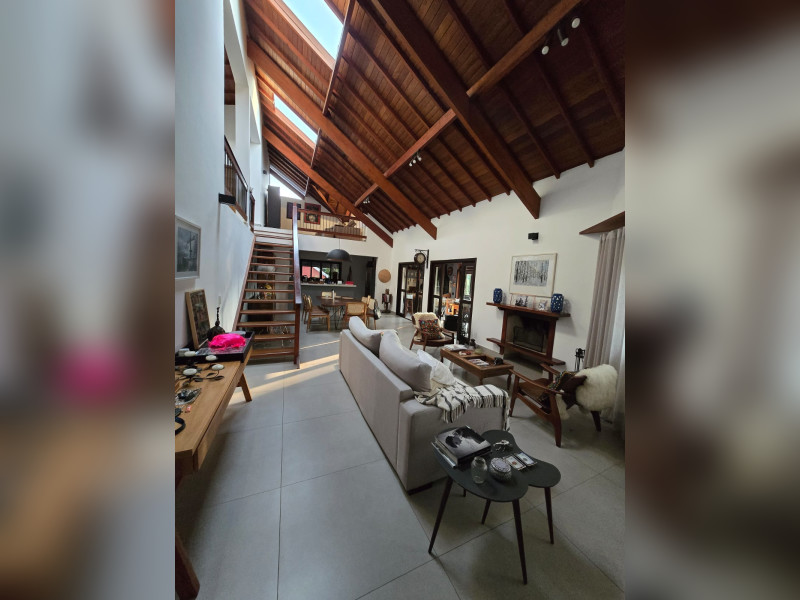 imóvel com 300m² - Residencial Colinas de Sao Francisco - Bragança Paulista