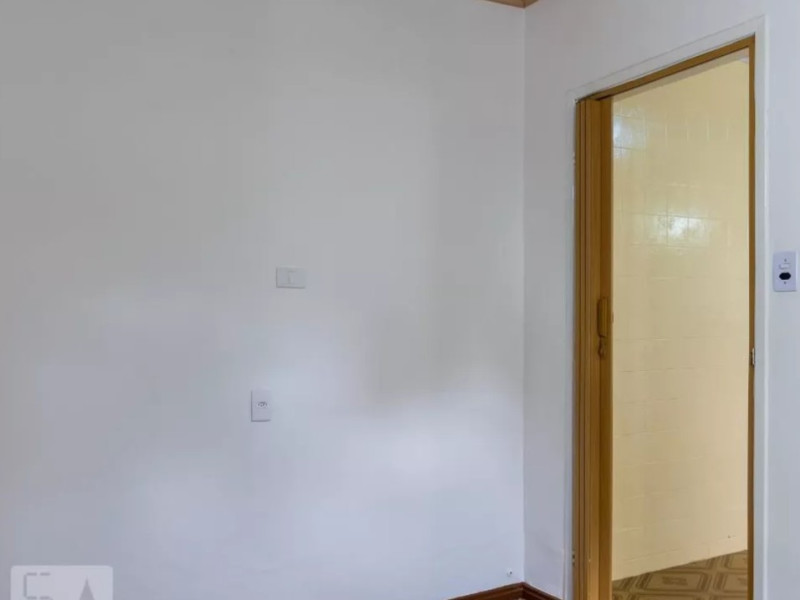 Casa à venda Vila Palmeiras com 300m² e 2 quartos por R$ 710.000 - quarto-fundos2.jpg