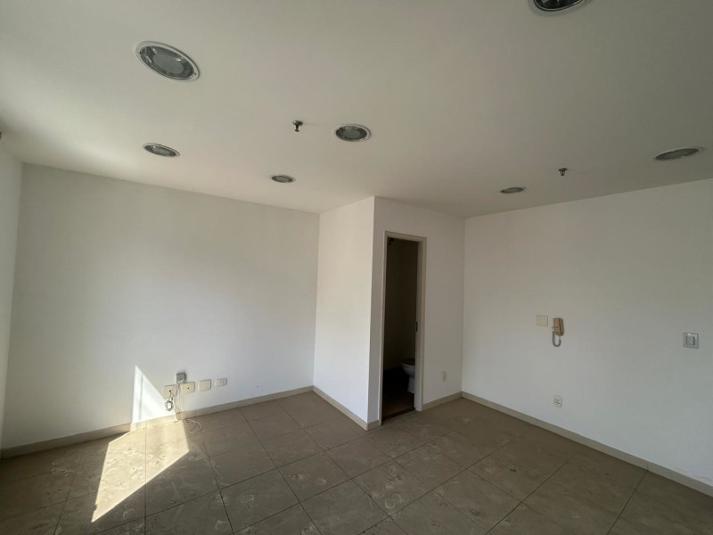 Comercial à venda Bela Vista com 26m² e 1 quarto por R$ 300.000 - img-20250904-wa0051.jpg