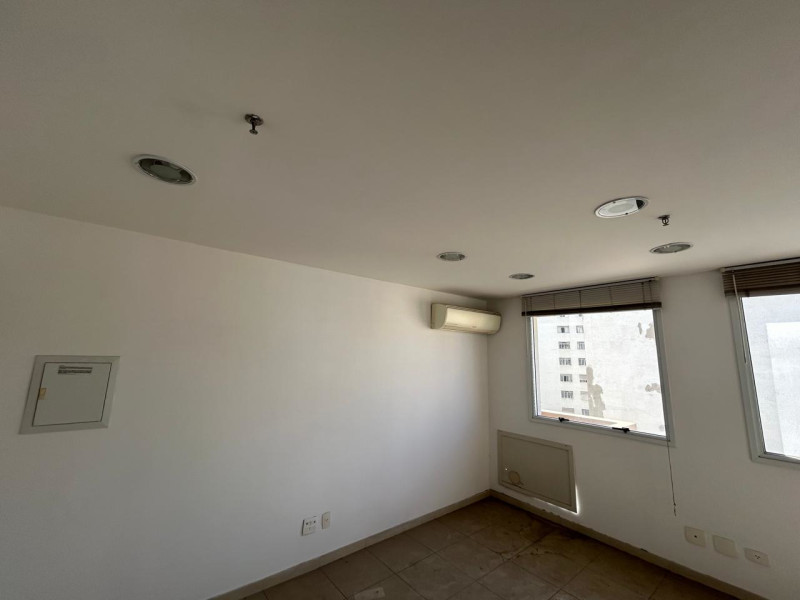 Comercial à venda Bela Vista com 26m² e 1 quarto por R$ 300.000 - img-20250904-wa0054.jpg