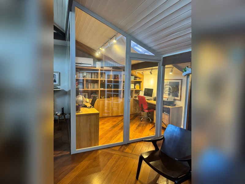 Casa de condomínio à venda Badu com 300m² e 4 quartos por R$ 2.030.000 - inbound1008450103318184076.jpg