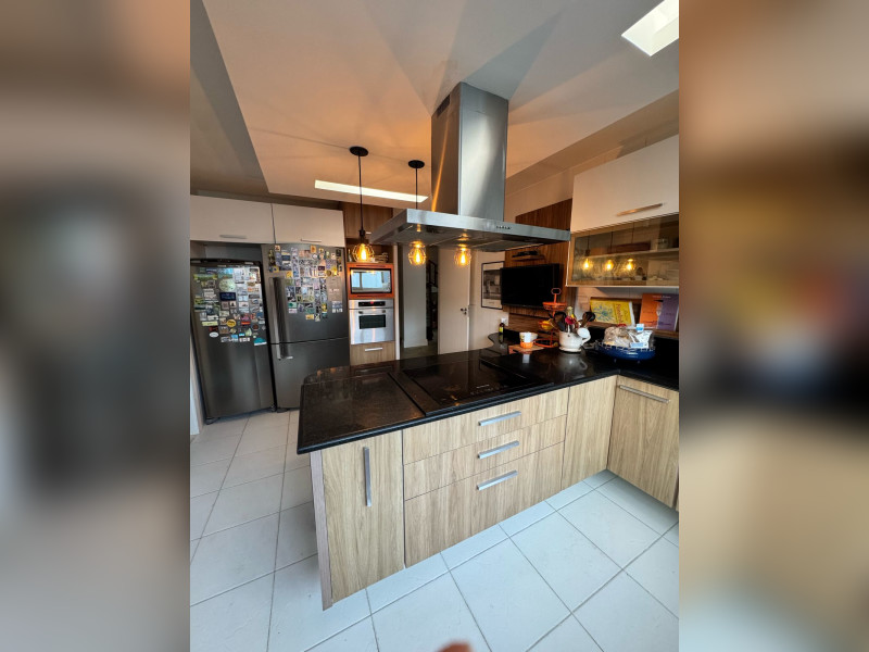 Casa de condomínio à venda Badu com 300m² e 4 quartos por R$ 2.030.000 - inbound5622932858790687645.jpg