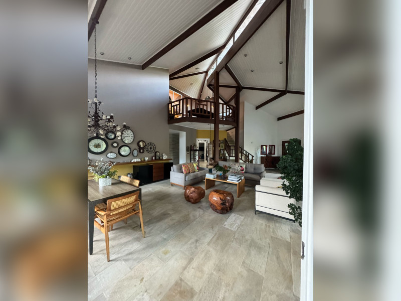 Casa de condomínio à venda Badu com 300m² e 4 quartos por R$ 2.030.000 - inbound7388125074230999597.jpg