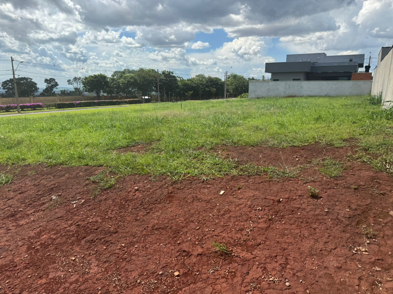 Terreno à venda Residencial Alto do Castelo com 360m² e 0 quartos por R$ 500.000 - 1000282552.jpg