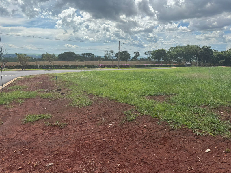 Terreno à venda Residencial Alto do Castelo com 360m² e 0 quartos por R$ 500.000 - 1000282557.jpg