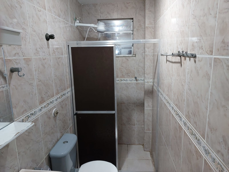 Apartamento à venda Cascadura com 65m² e 2 quartos por R$ 235.000 - photo-2025-02-14-01-31-01.jpg