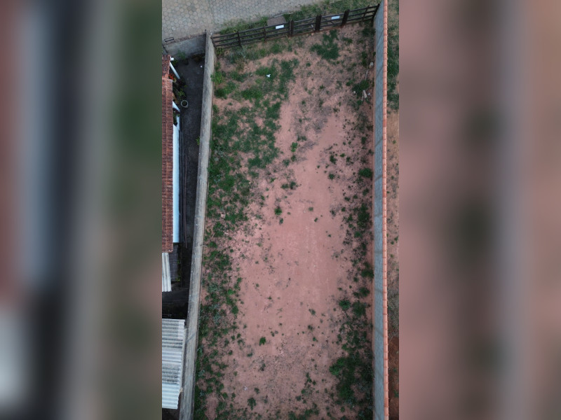 Terreno à venda Vila Nossa Senhora Aparecida com 266m² e 0 quartos por R$ 270.000 - 64720313-74cf-4d32-9e9a-362a7c5a6edd.jpeg