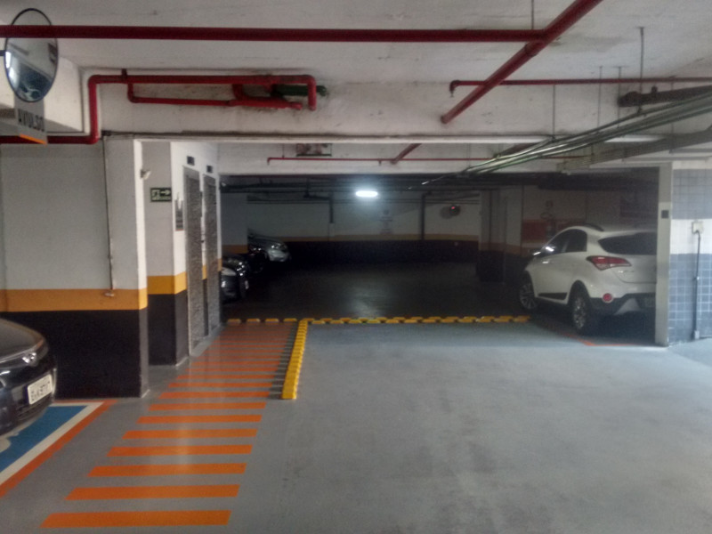 Comercial à venda Chácara Santo Antônio (Zona Sul) com 70m² e 0 quartos por R$ 550.000 - garagem.jpg